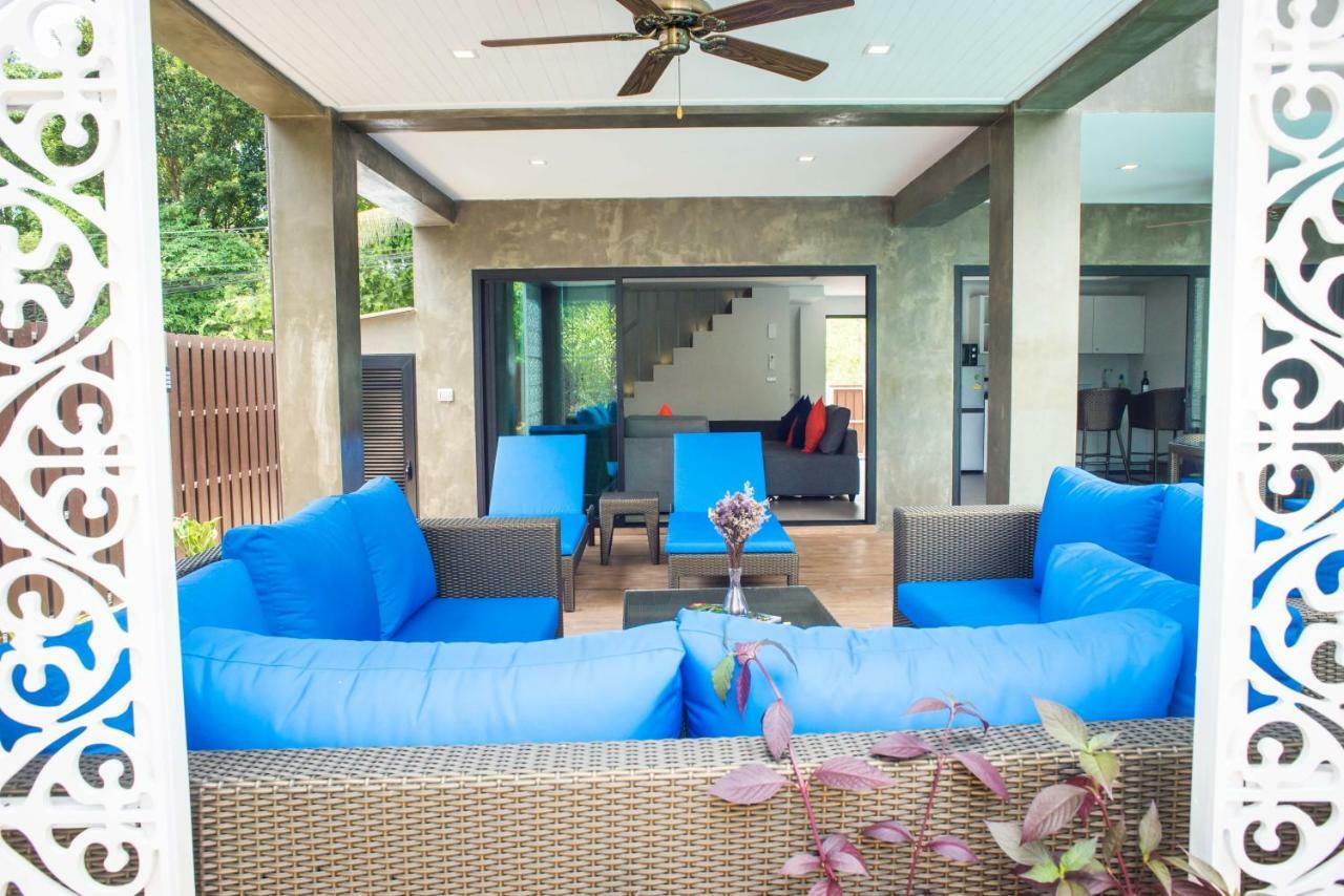 The Pearl Luxury Pool *
